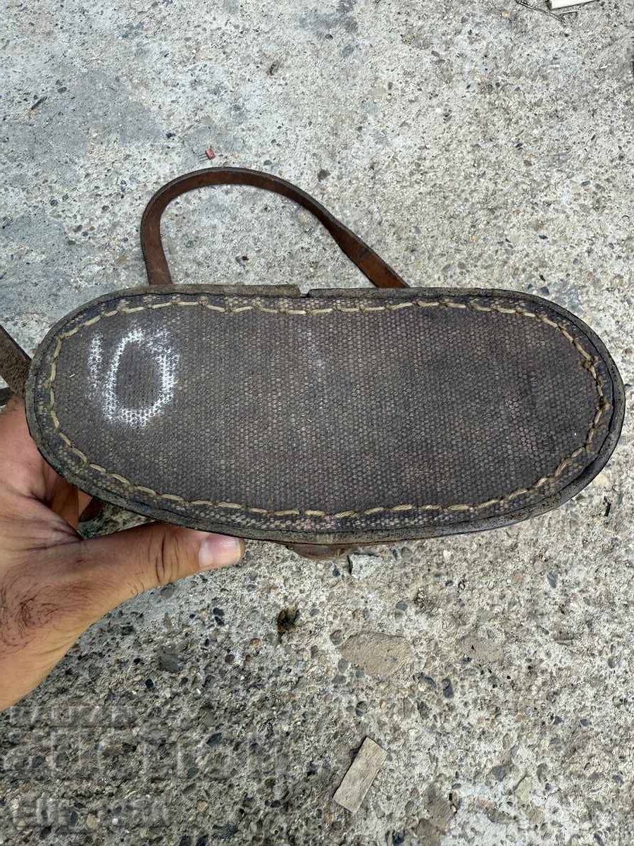 Toc de binoclu militar WW2 cu preț 35.00 BGN | € 17.90