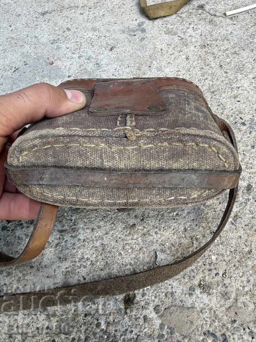 Delivery of WWII Army Binocular Case