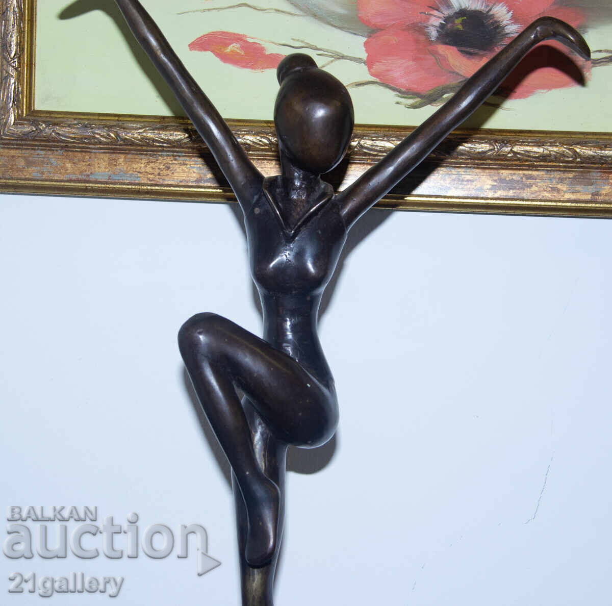 Delivery of Original Bronze Sculpture, Female Body Delivery of Original Bronze Sculpture, Female Body