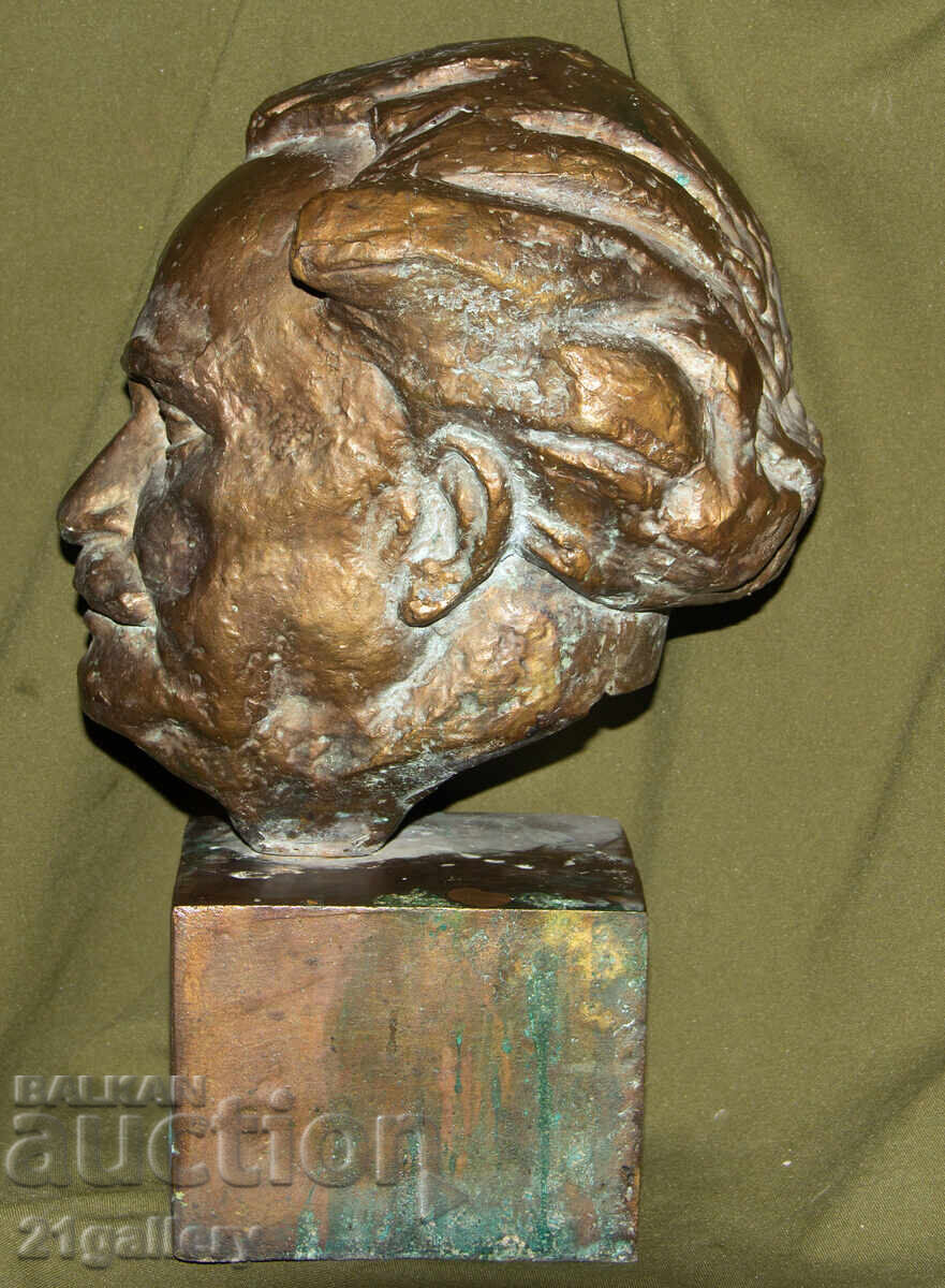 Κρουμ Ντερμεντζίεφ (1916 -2005) Γλυπτό χάλκινο Γεώργι Ντιμιτρόφ με τιμή 2700.00 BGN | € 1380.49