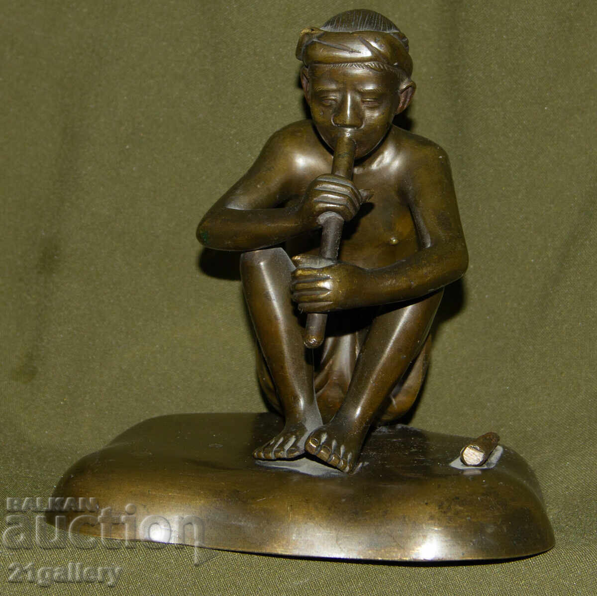 Delivery of Original Bronze Sculpture, Plastic, Musician with Flute