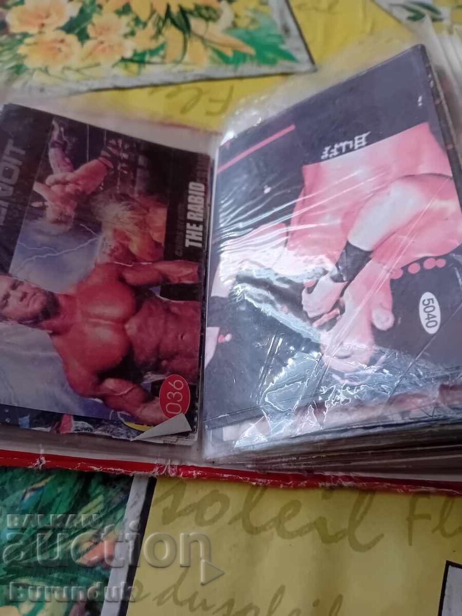 Auction  Album with wrestling pictures