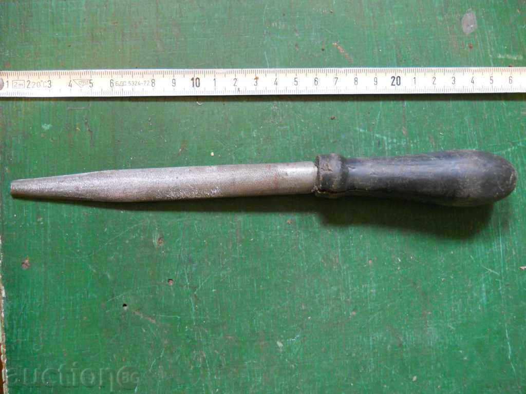 Fierăstrău de tâmplărie - semi-rotund Fierăstrău de tâmplărie - semi-rotund