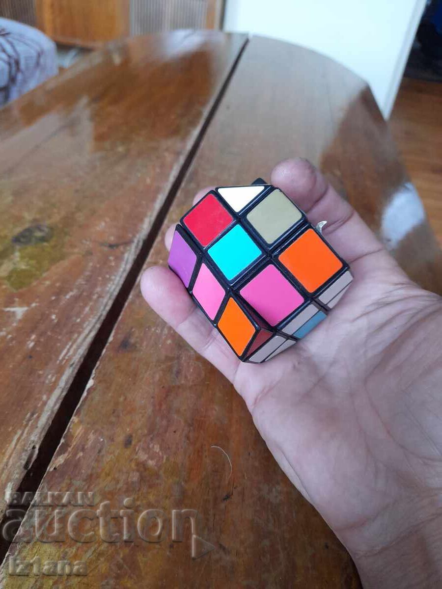 An old sorting toy with price 33.00 BGN | € 16.87