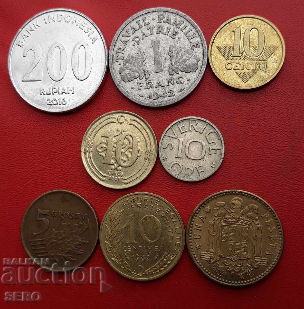 Mixed lot of 8 coins