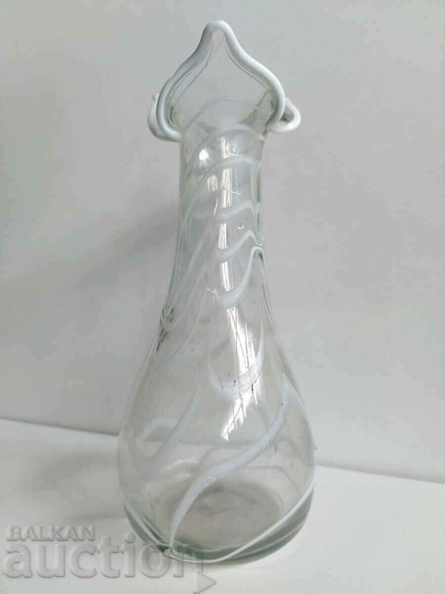 Auction  . BEAUTIFUL TOBACCO HEALTHY GLASS VASE TOBACCO GLASS