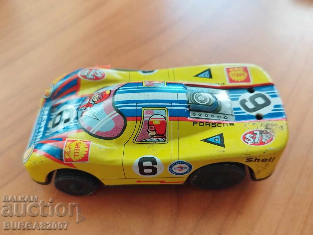 Стара ламаринена играчка, кола с цена 10.00 лв. | € 5.11 Стара ламаринена играчка, кола с цена 10.00 лв. | € 5.11