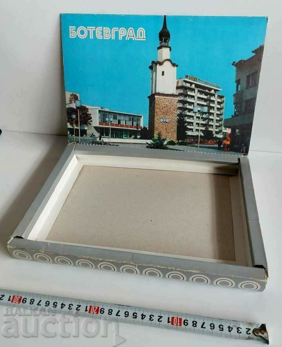 CUTIE DE DULZE SOCA BOTEVGRAD CUTIE DE DULZE SOCA GOL cu preț 55.00 BGN | € 28.12 CUTIE DE DULZE SOCA BOTEVGRAD CUTIE DE DULZE SOCA GOL cu preț 55.00 BGN | € 28.12