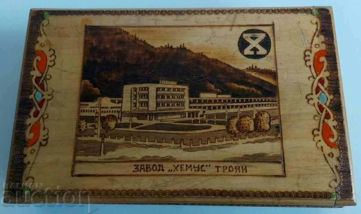 HEMUS FACTORY TROYAN SOCA ΞΥΛΙΝΟ ΠΥΡΟΓΡΑΦΗΜΕΝΟ ΚΟΥΤΙ ΣΟΚΑ