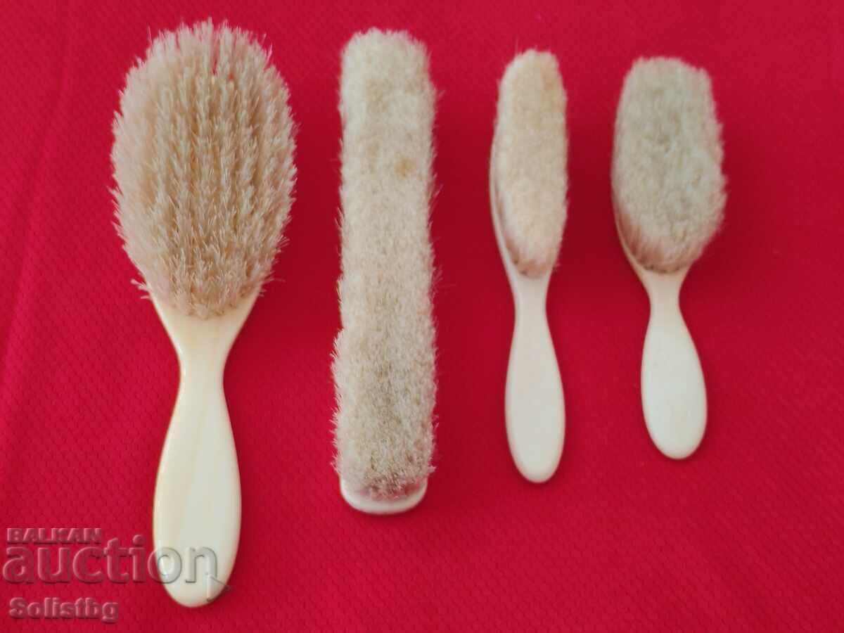 Auction  Clothes and Hair Beads, Ivory