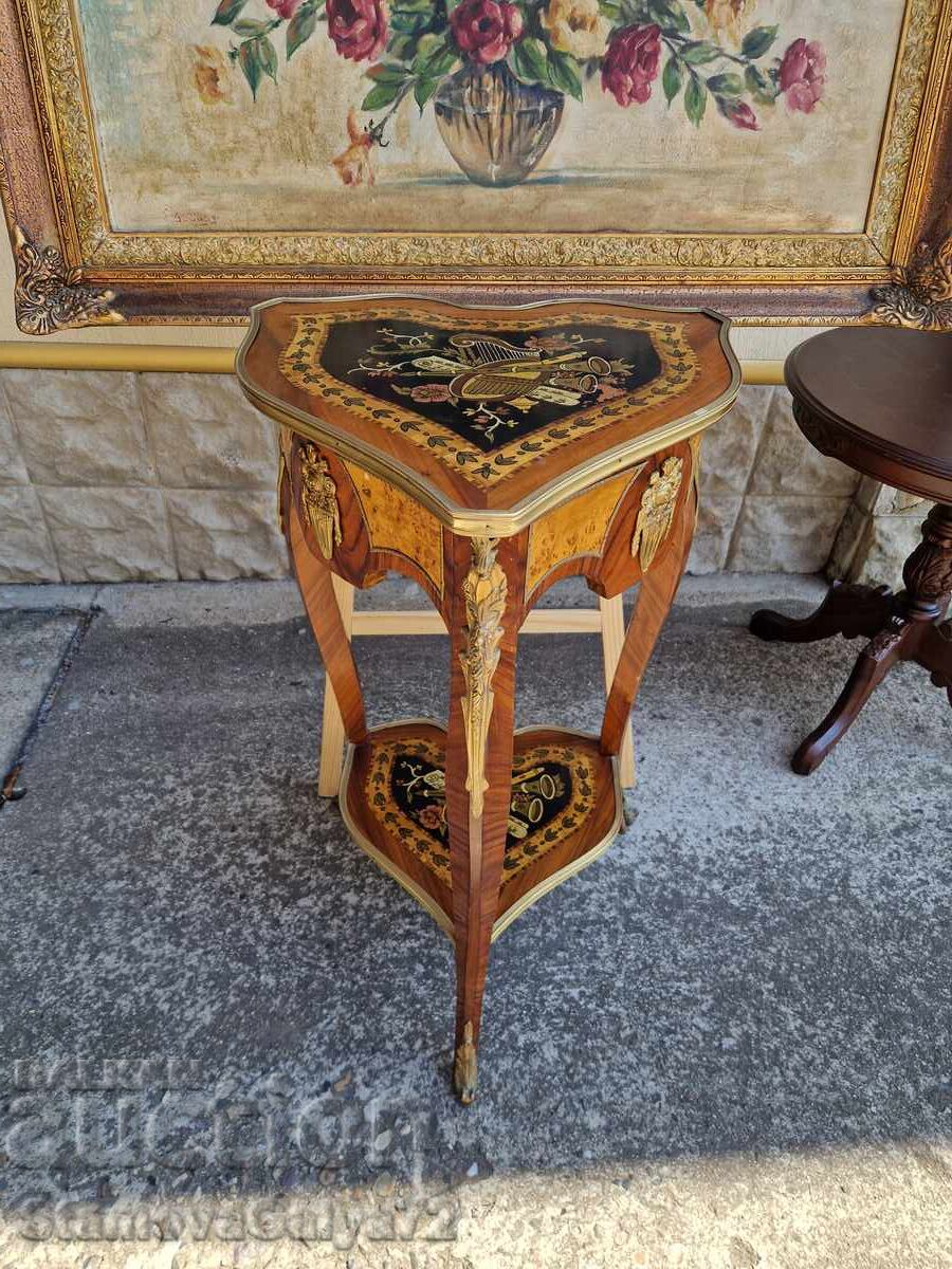 Măsuță înaltă superbă, antică, barocă, franceză Măsuță înaltă superbă, antică, barocă, franceză