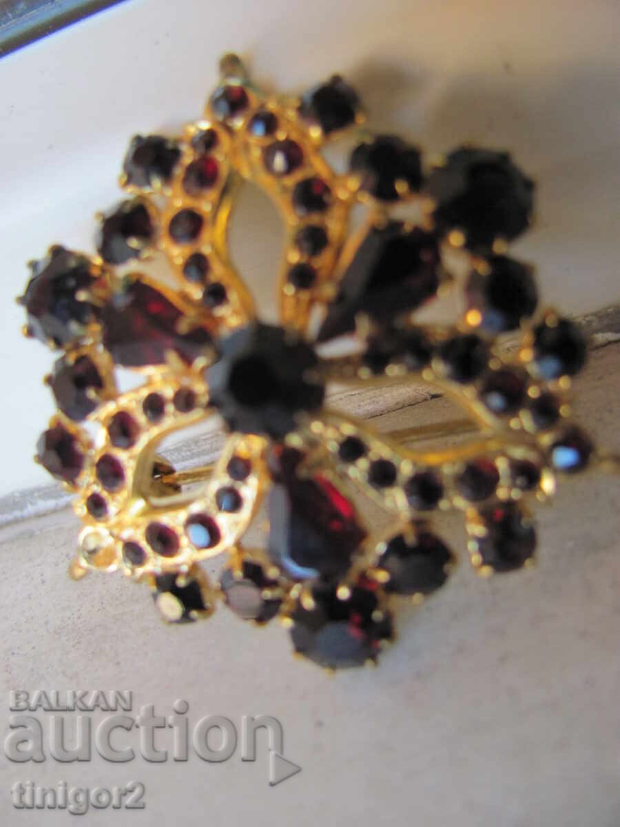 Delivery of Beautiful Bohemian Brooch, Garnets, Gold Plating