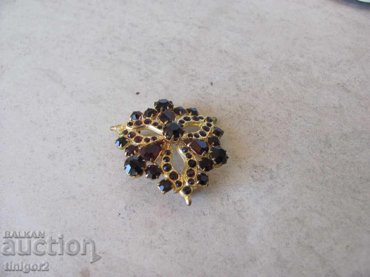 Beautiful Bohemian Brooch, Garnets, Gold Plating - 5