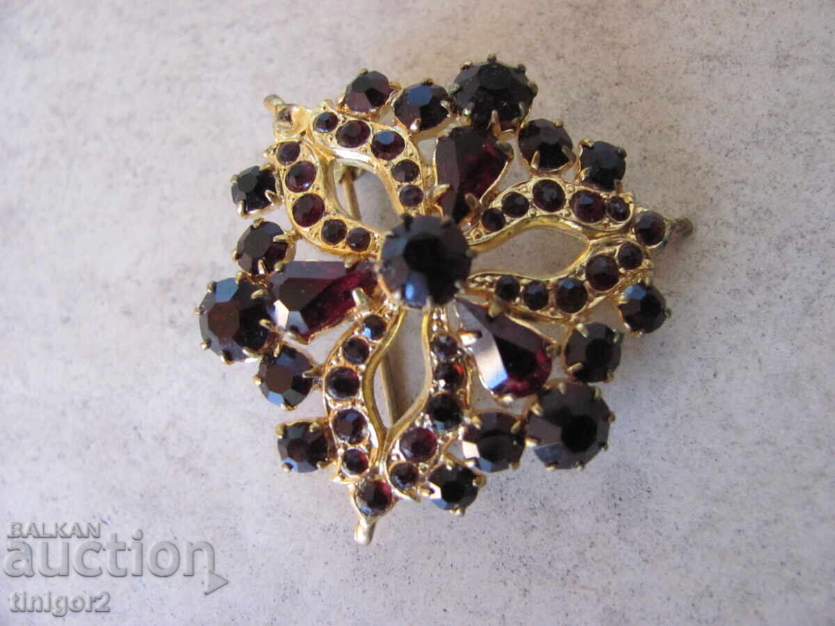Beautiful Bohemian Brooch, Garnets, Gold Plating