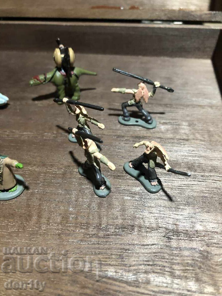 Аукцион фигурки на микромашини от Междузвездни войни гунгани