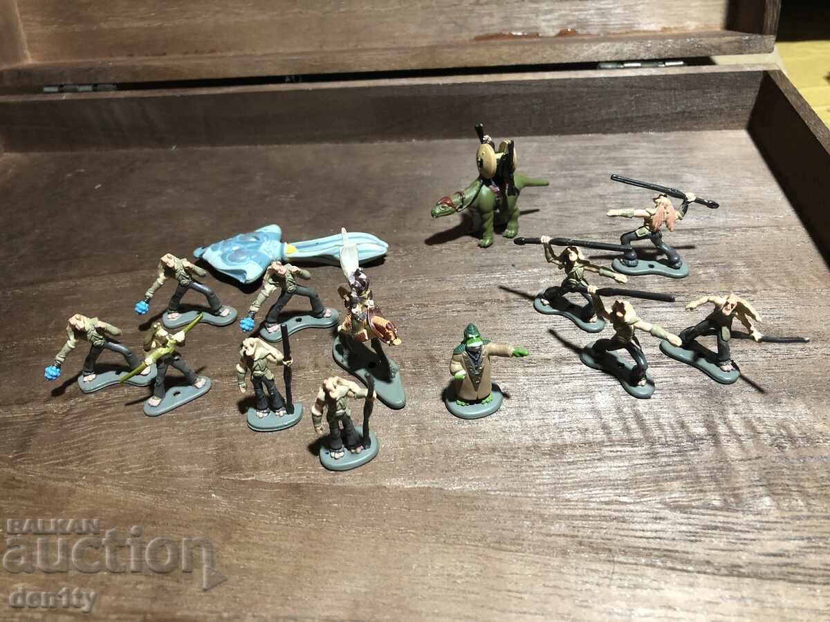 фигурки на микромашини от Междузвездни войни гунгани