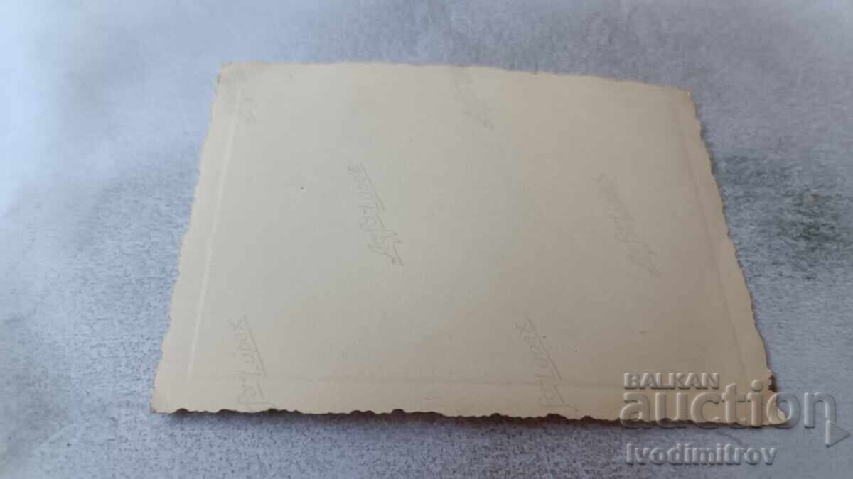 Φωτογραφία Νέων κοριτσιών με ρετρό μαγιό με τιμή 1.65 BGN | € 0.84