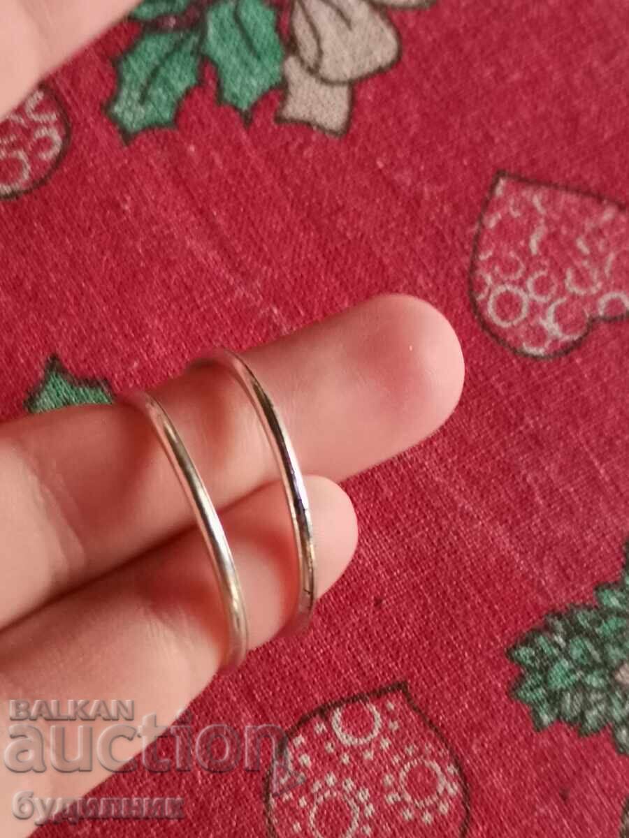 Silver earrings. I'm listing over 100 auctions. Take a look with price 18.99 BGN | € 9.71