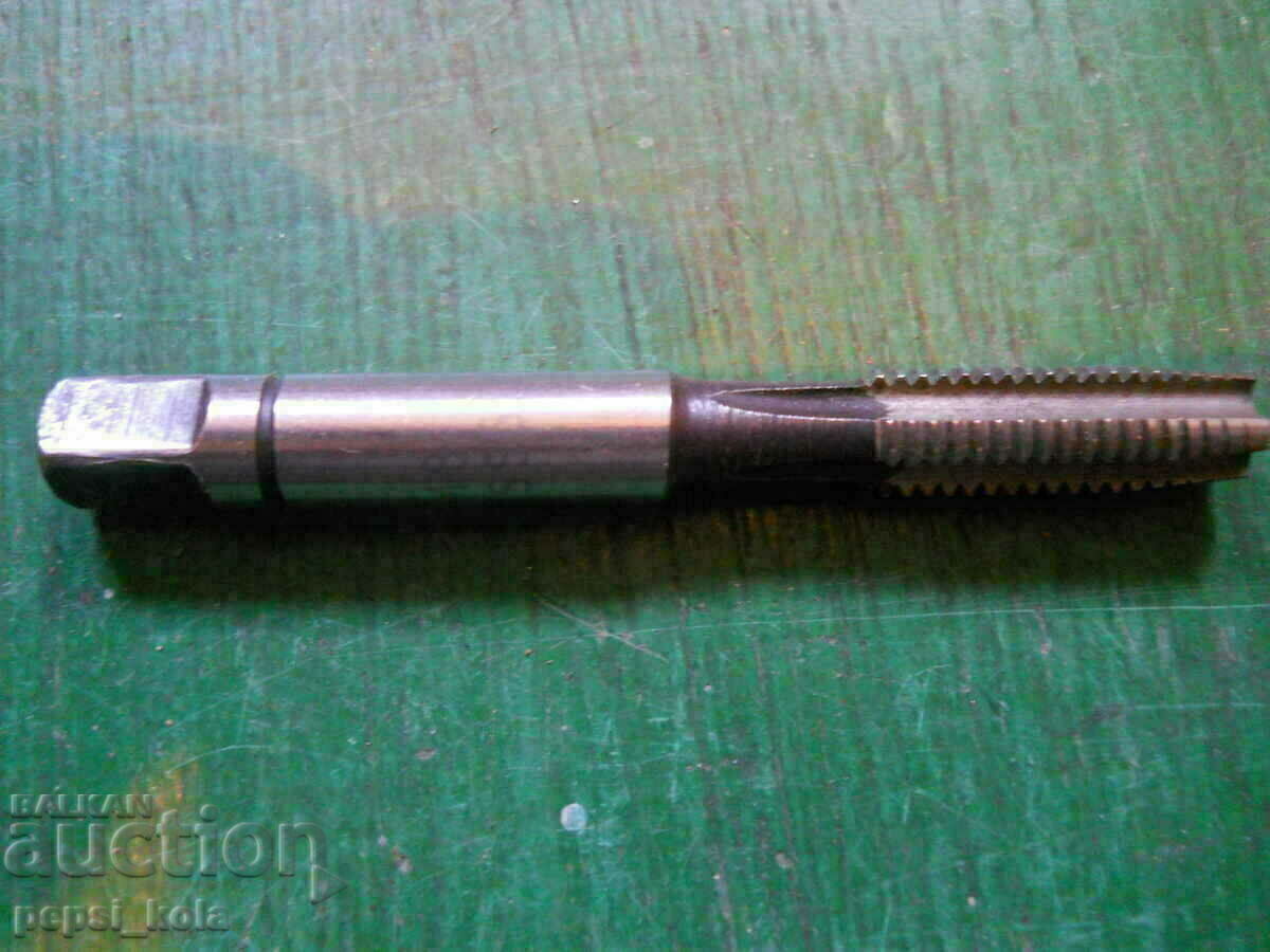 Tap M 8 (metric thread)