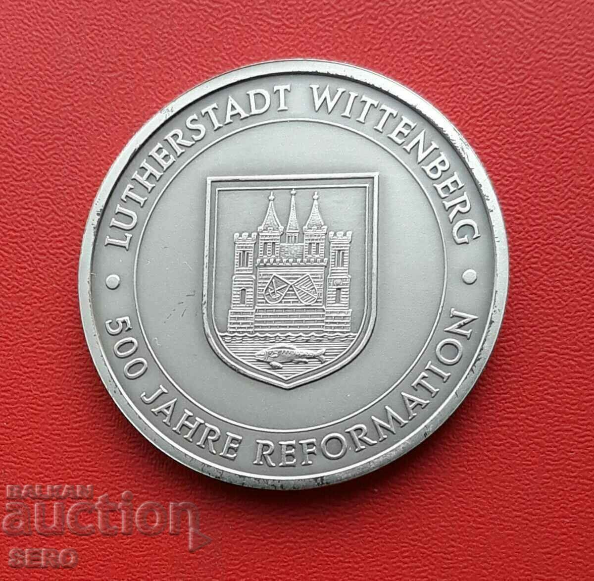 Germania-medalie din seria „500 de ani de Reforme” - M. Luther cu preț 2.01 BGN | € 1.03 Germania-medalie din seria „500 de ani de Reforme” - M. Luther cu preț 2.01 BGN | € 1.03