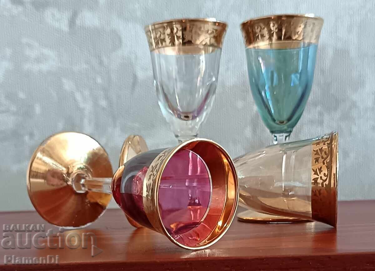 Lot, set of retro cups - 5 Lot, set of retro cups - 5