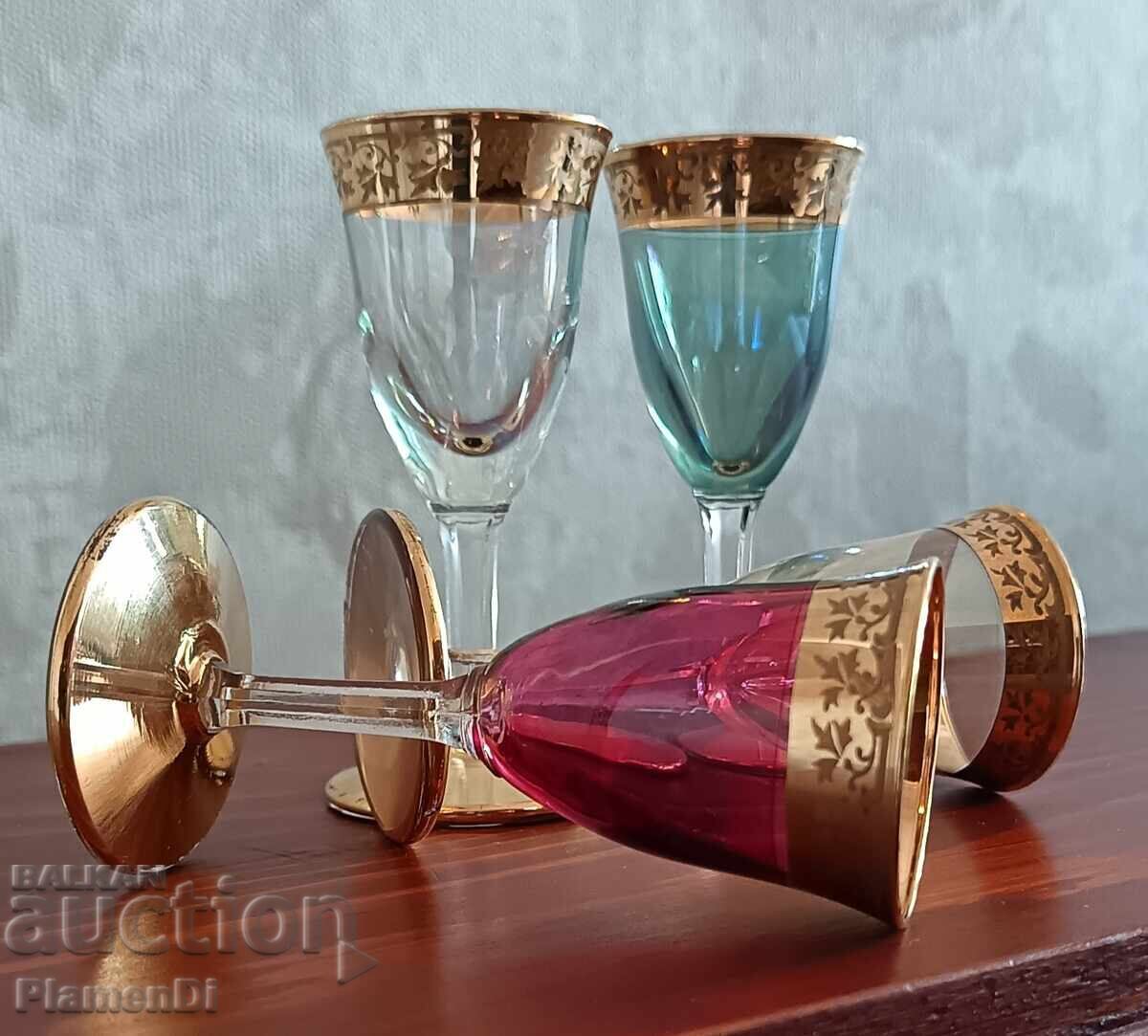 Lot, set of retro cups - 6 Lot, set of retro cups - 6