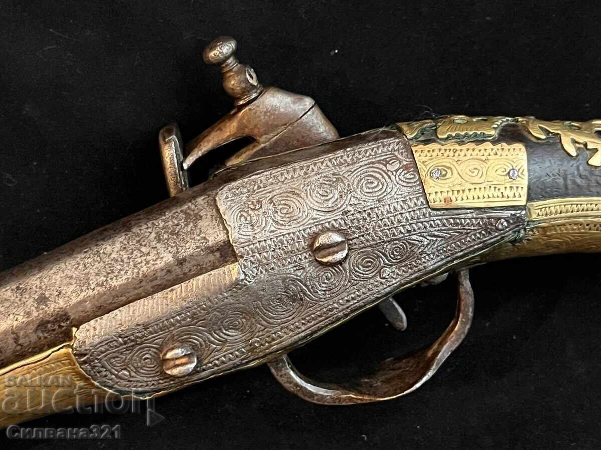 Livrarea Pistol vechi de cremene, din perioada Renașterii Livrarea Pistol vechi de cremene, din perioada Renașterii