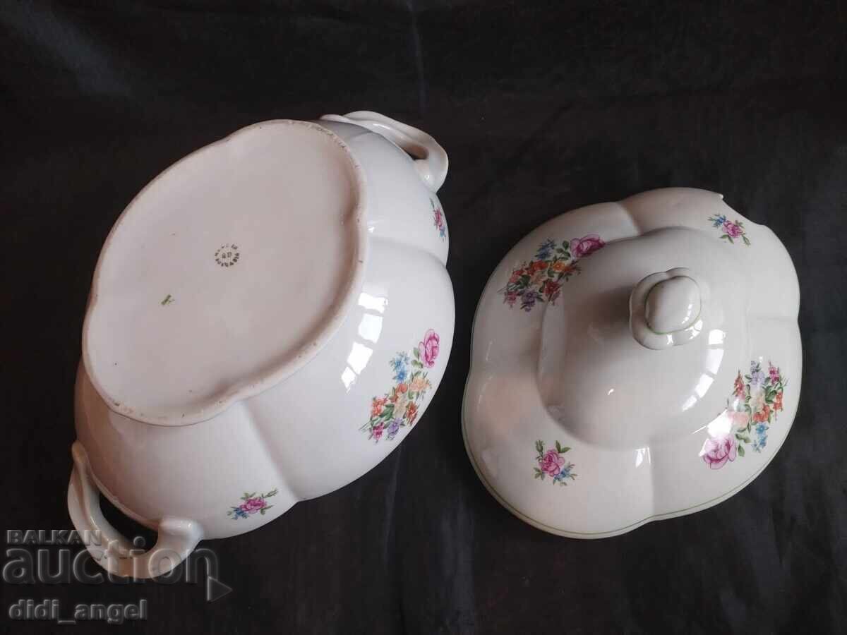 Cupa de supă bulgară cu preț € 20.00 | 39.12 BGN Cupa de supă bulgară cu preț € 20.00 | 39.12 BGN