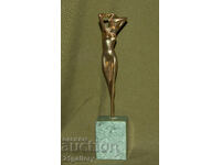 Sculptură plastică din bronz, de autor, corp gol