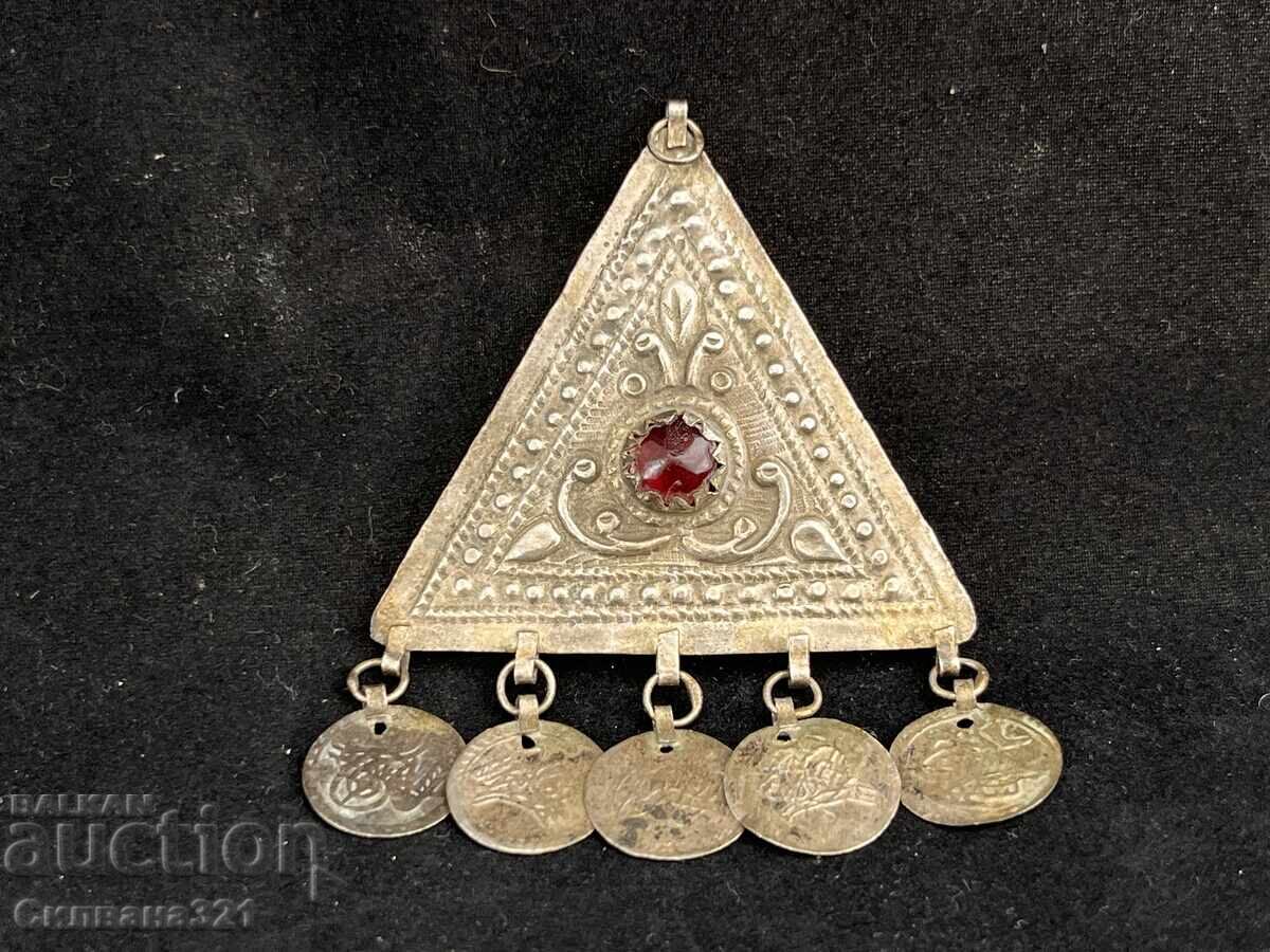 Revival Period Jewelry Trembling with price 100.00 BGN | € 51.13 Revival Period Jewelry Trembling with price 100.00 BGN | € 51.13