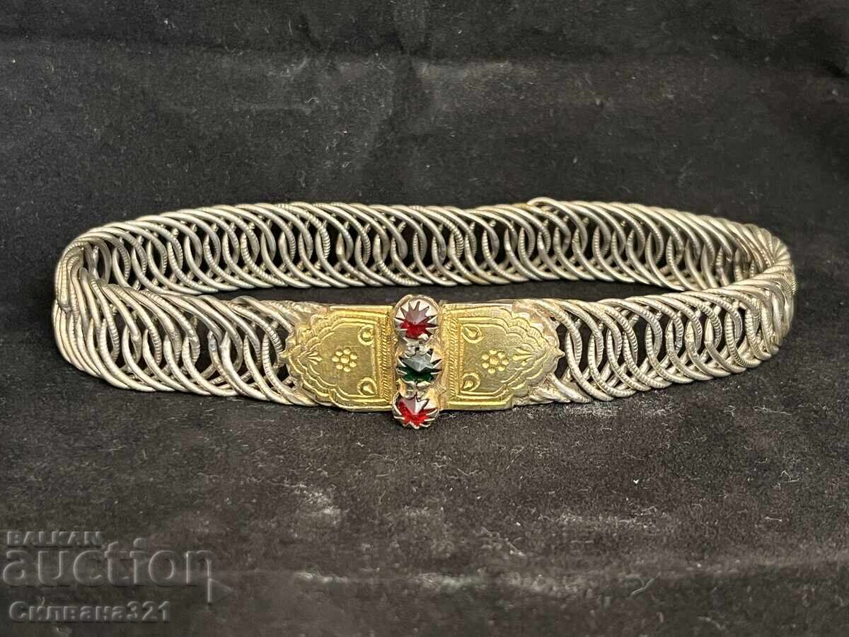 Licitație Bijuterie de argint veche, tip "cușcă"