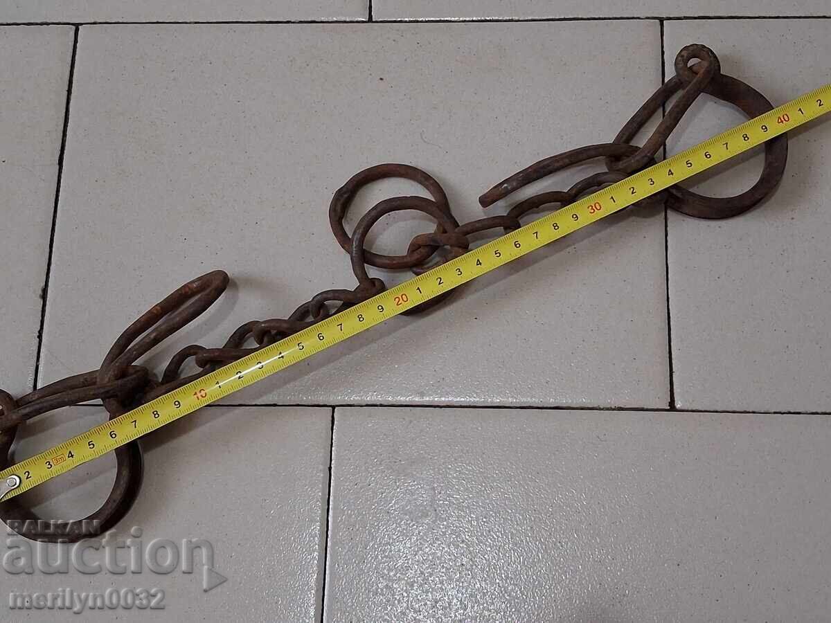 Παλιές σφυρηλατημένες αγκράφες, αλυσίδες, δεσμίδες, δεσμίδες - 6