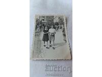 Φωτογραφία Σοφία Δύο νεαρά κορίτσια για μια βόλτα