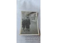 Photo Sofia Man and woman on a walk