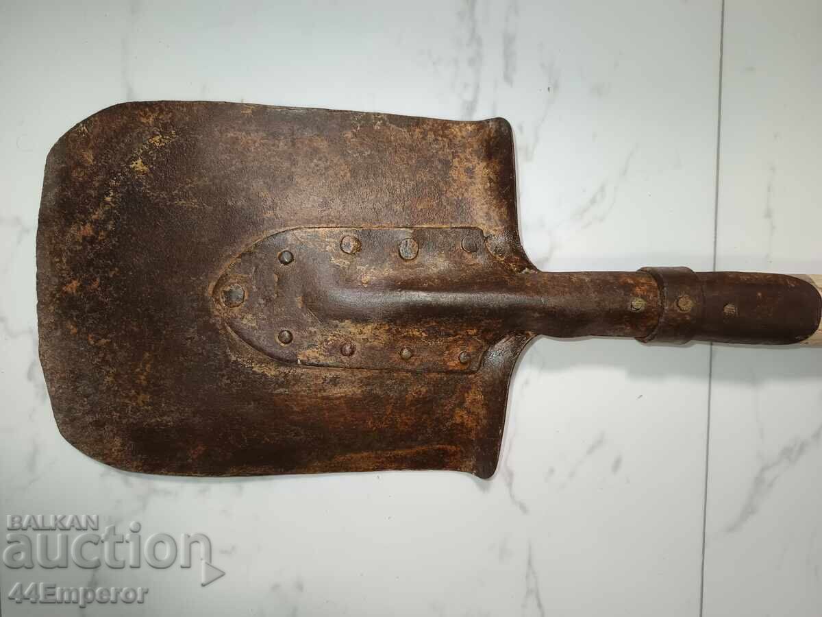 Аукцион Окопна лопатка от първата световна война