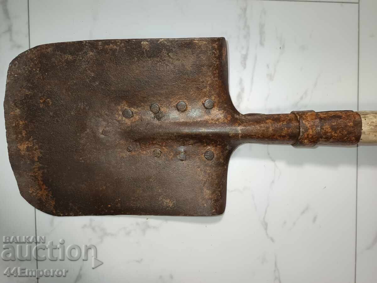Доставка на Окопна лопатка от първата световна война