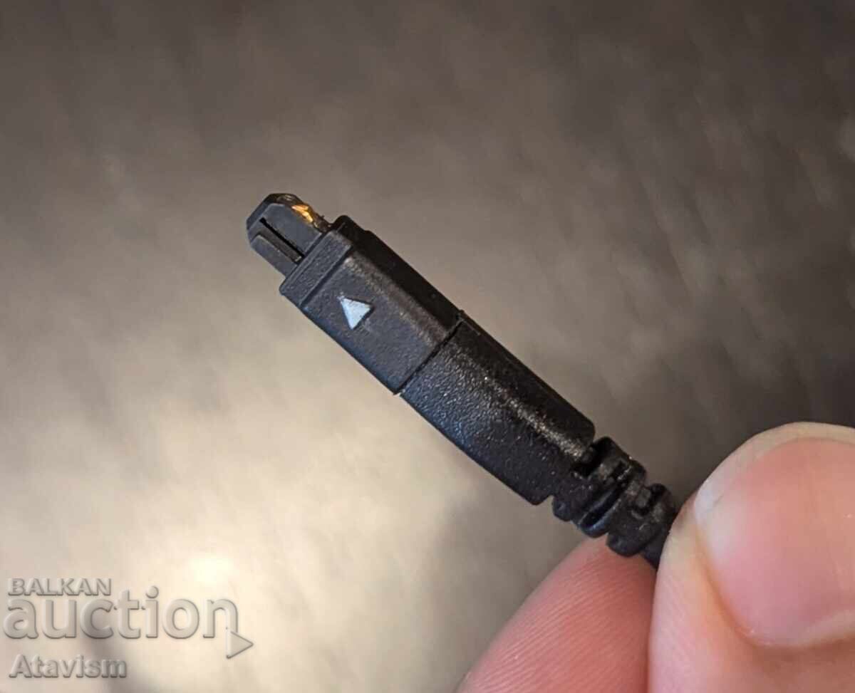 Auction Phihong Charger with International Plugs and Specific Output Auction Phihong Charger with International Plugs and Specific Output