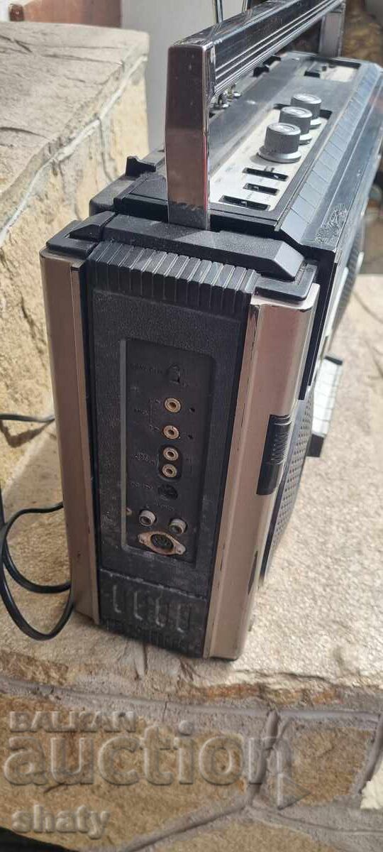 Un casetofon vechi - 5