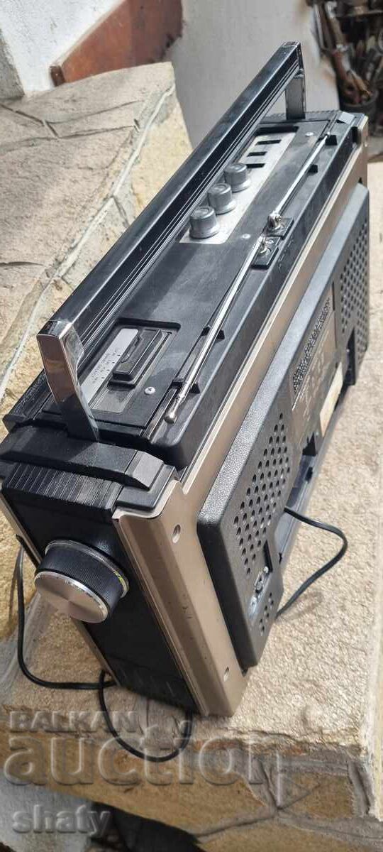 Un casetofon vechi - 7