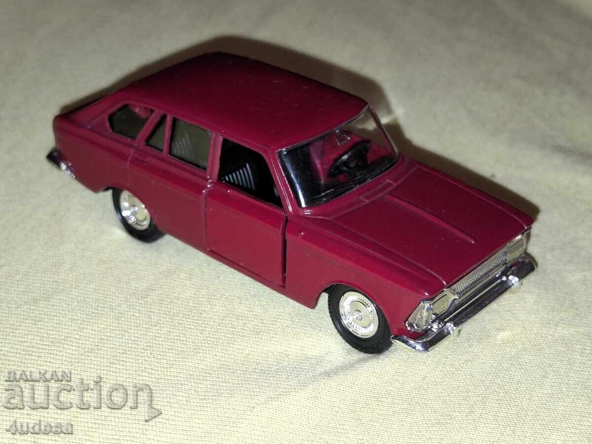 Model sovietic rusesc Moskvich IZH-1500 combi Fabricat în URSS cu preț € 105.00 | 205.36 BGN