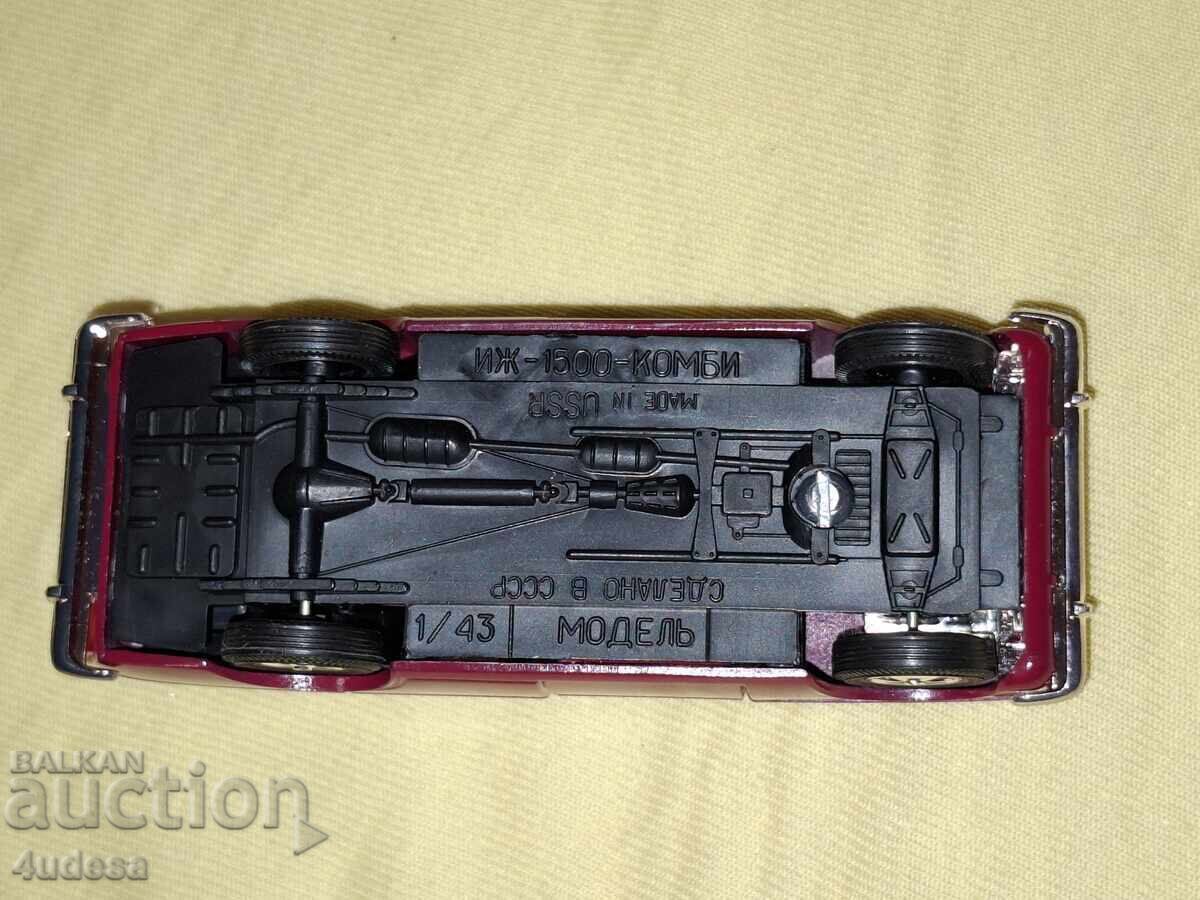 Russian Soviet Model Moskvich IZ-1500 Kombi Made in the USSR - 6