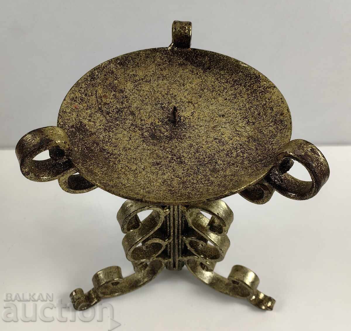 СТАР СВЕЩНИК СВЕЩ КОВАНО ЖЕЛЯЗО с цена 20.00 лв. | € 10.23 СТАР СВЕЩНИК СВЕЩ КОВАНО ЖЕЛЯЗО с цена 20.00 лв. | € 10.23