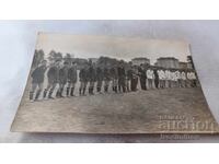 Снимка Футболни отбори на стадиона