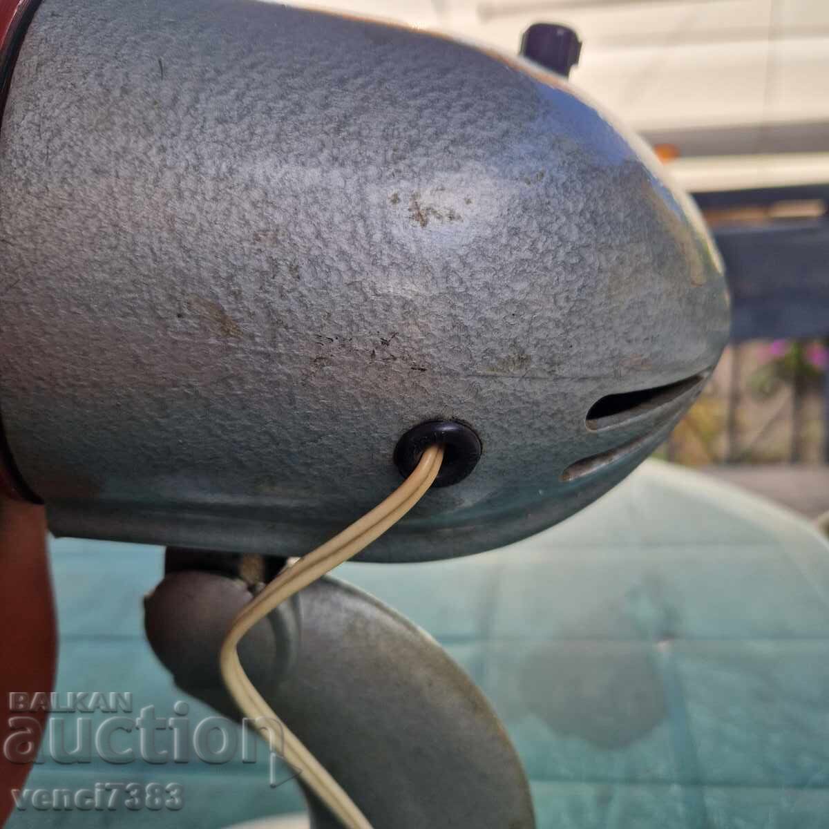 Livrarea Ventilator retro URSS Livrarea Ventilator retro URSS