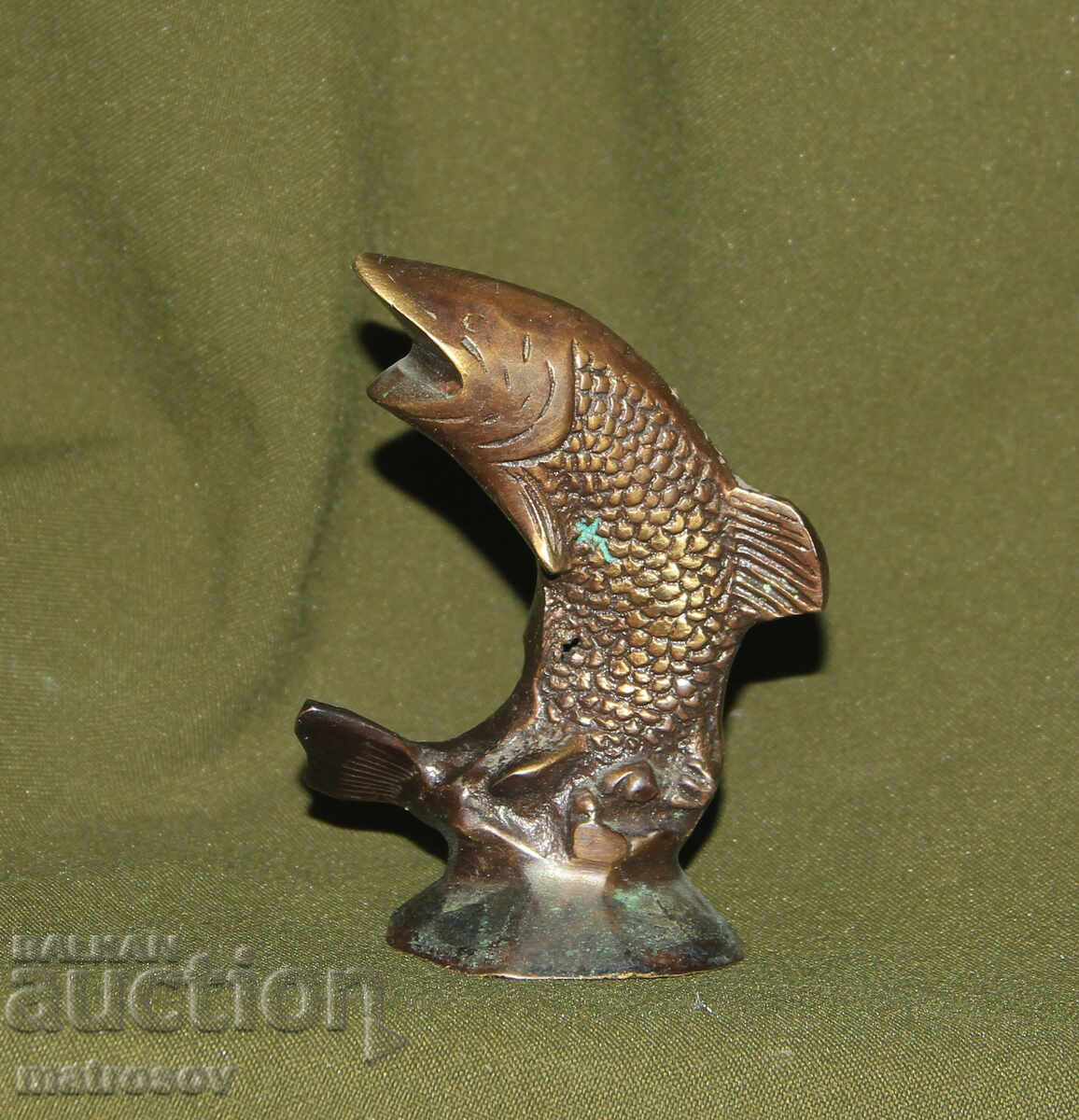 Δημοπρασία Μικρό μπρούτζινο γλυπτό ψαριού, χειροποίητο