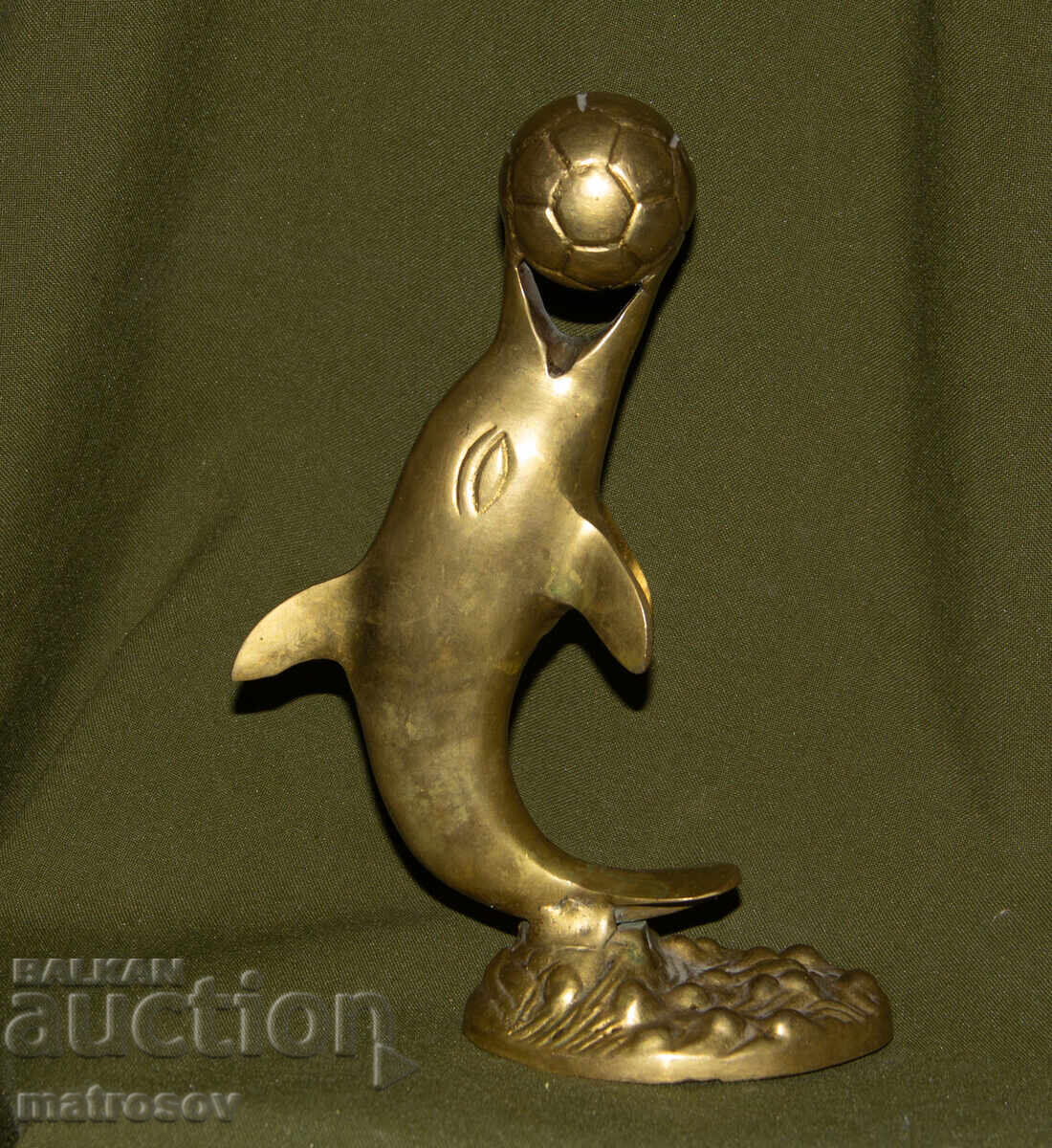 Sculptură de bronz originală, delfin cu preț 260.00 BGN | € 132.94