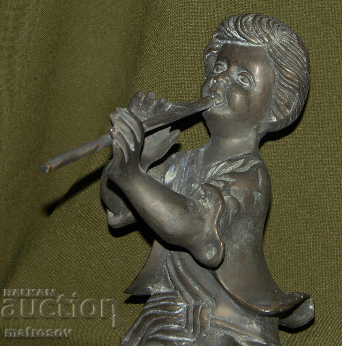 Sculptură veche din bronz, băiat cu flaut - 6