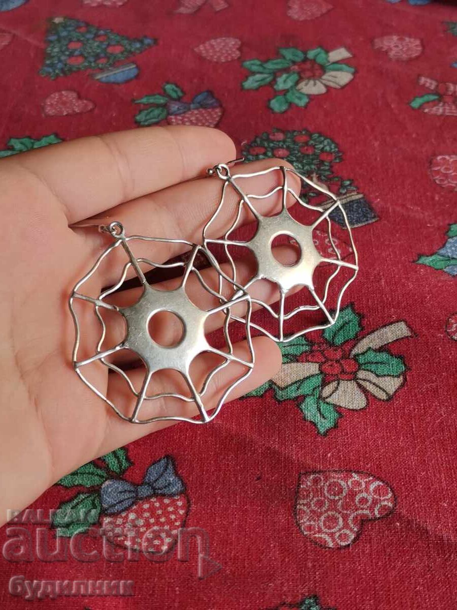 Delivery of Solid Silver Earrings. I'm listing over 100 Auctions. View/Look Delivery of Solid Silver Earrings. I'm listing over 100 Auctions. View/Look