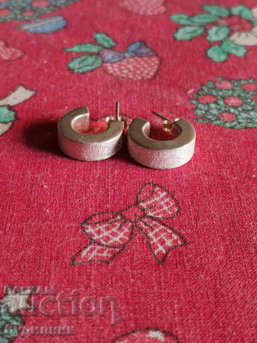 Silver earrings. I'm listing over 100 auctions. Take a look and stay tuned Silver earrings. I'm listing over 100 auctions. Take a look and stay tuned