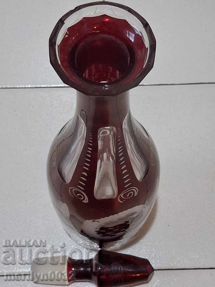 Delivery of Bohemian crystal carafe red glass hand engraved Delivery of Bohemian crystal carafe red glass hand engraved